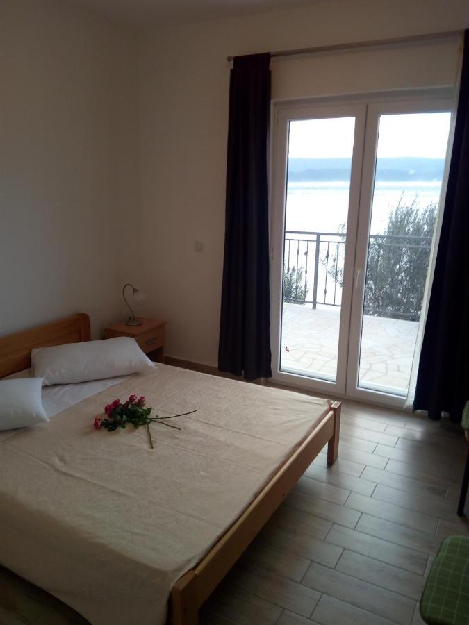Apartment On The Beach 로크바 로고즈니차 외부 사진