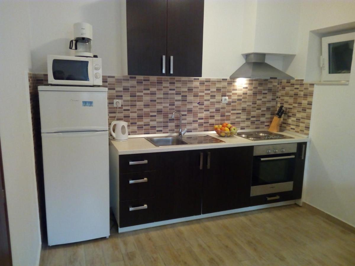 Apartment On The Beach 로크바 로고즈니차 외부 사진