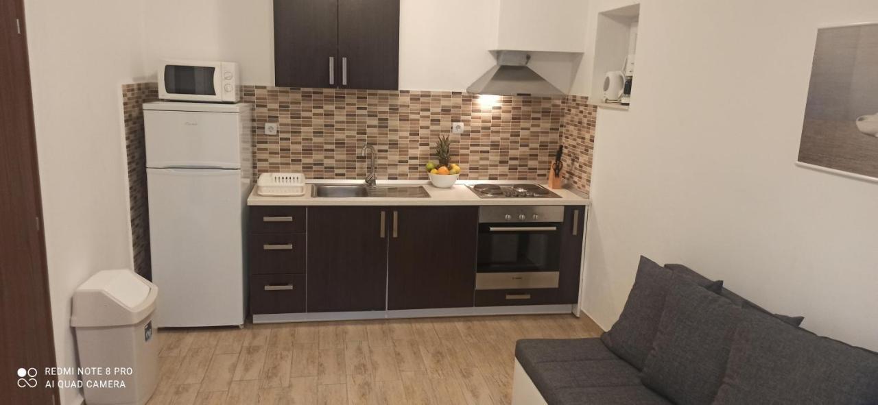 Apartment On The Beach 로크바 로고즈니차 외부 사진