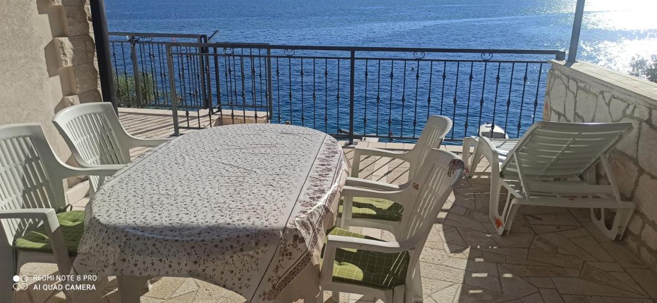 Apartment On The Beach 로크바 로고즈니차 외부 사진
